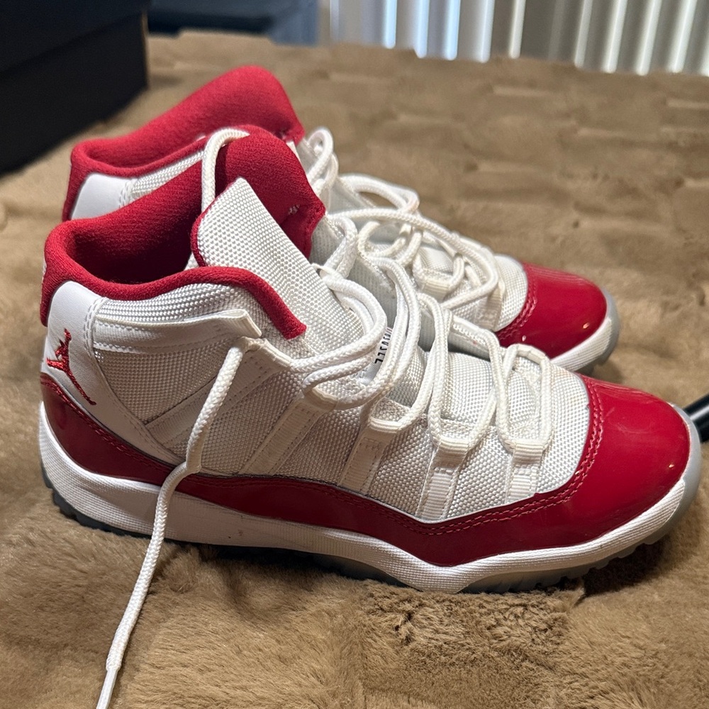 Air Jordan 11 Retro size 3 youth, no box.